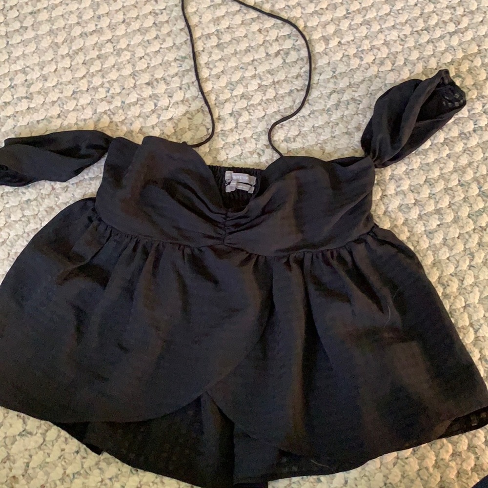 Black crop top